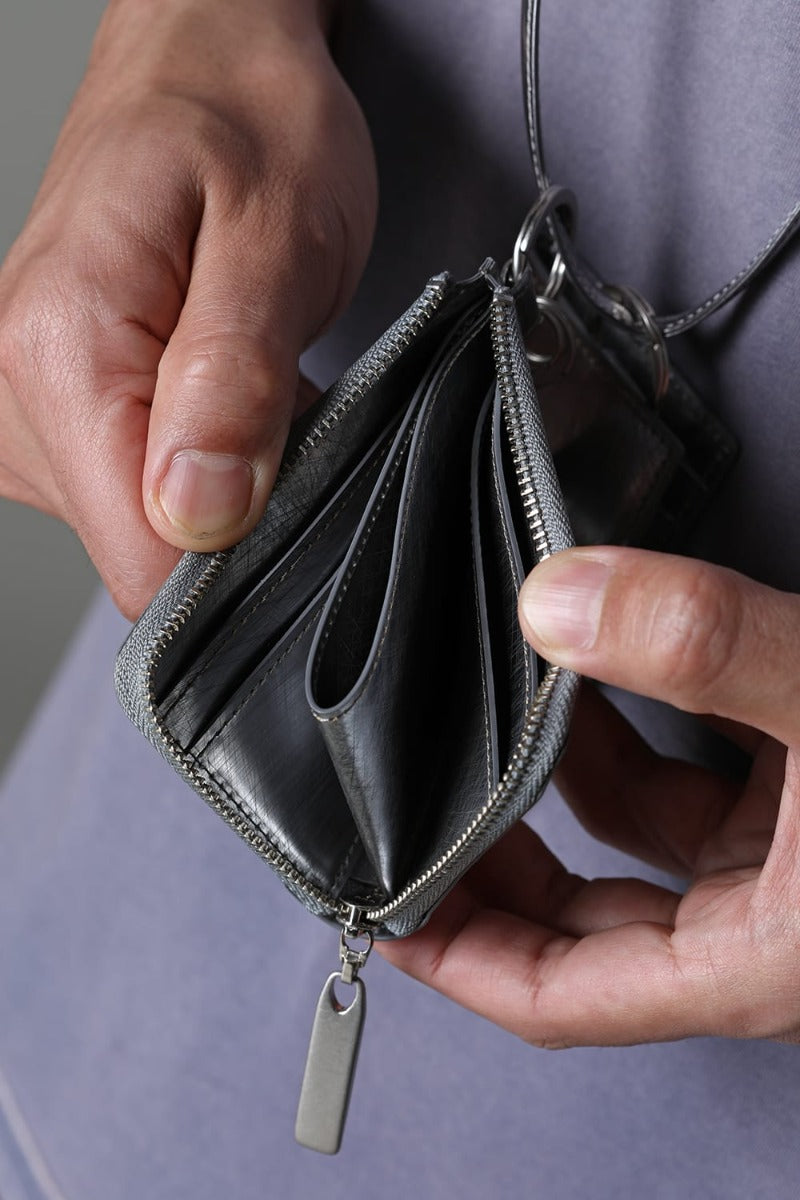 Leather wallet & card case 'empty-handed' Scratch SIL