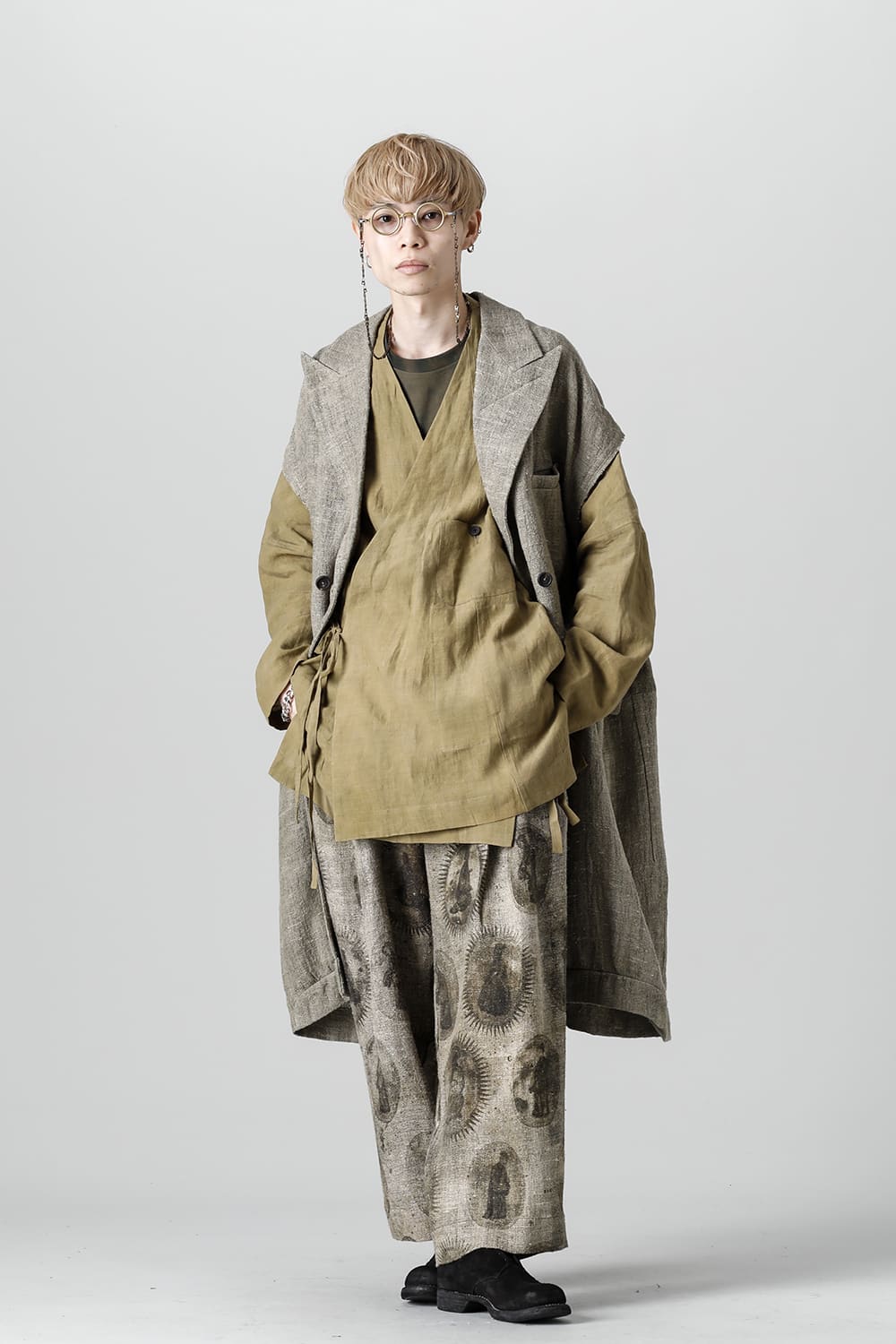 スリーブレス ダブルブレステッドコート ブロンズ