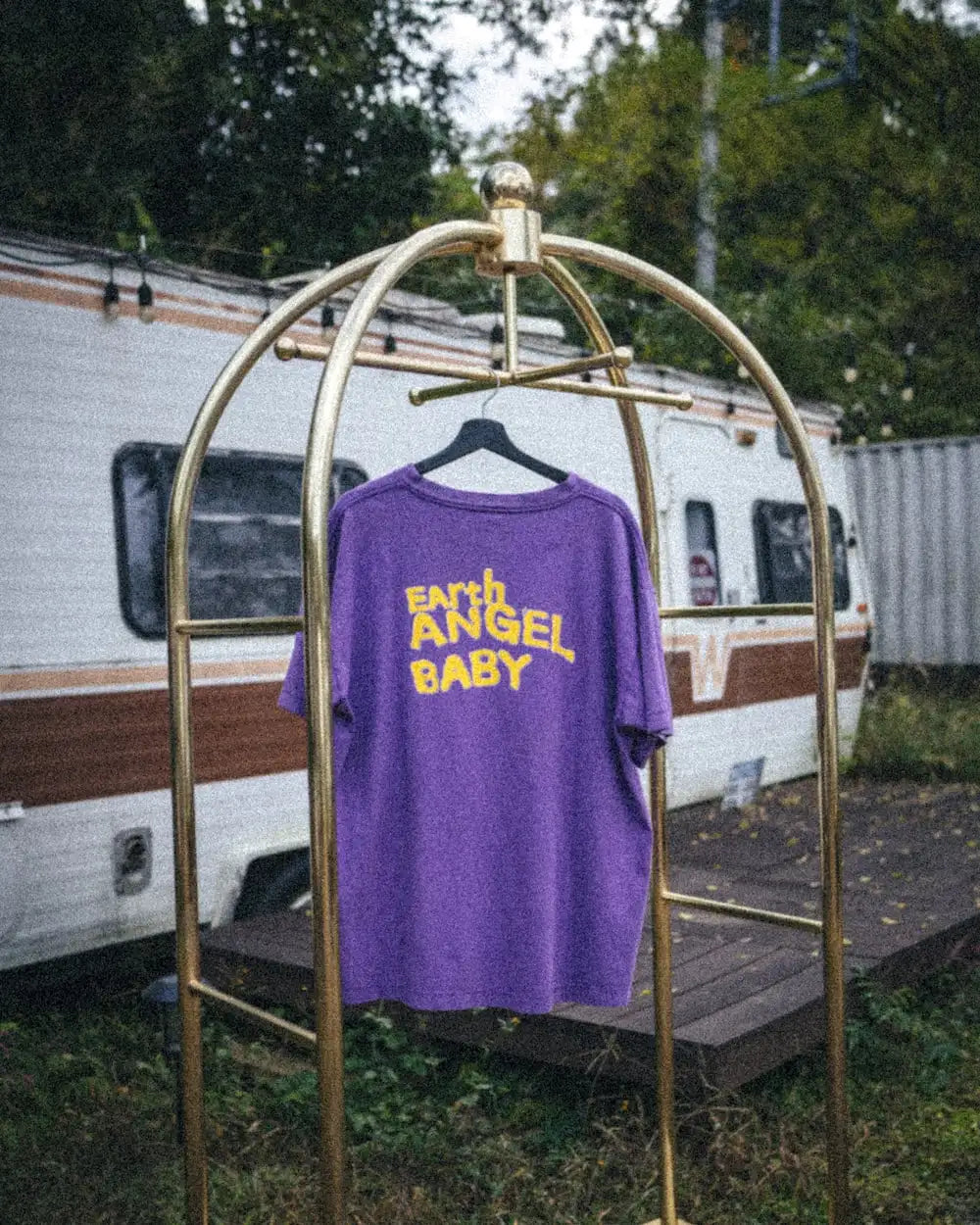 UNIVERSAL Short sleeve T-shirt