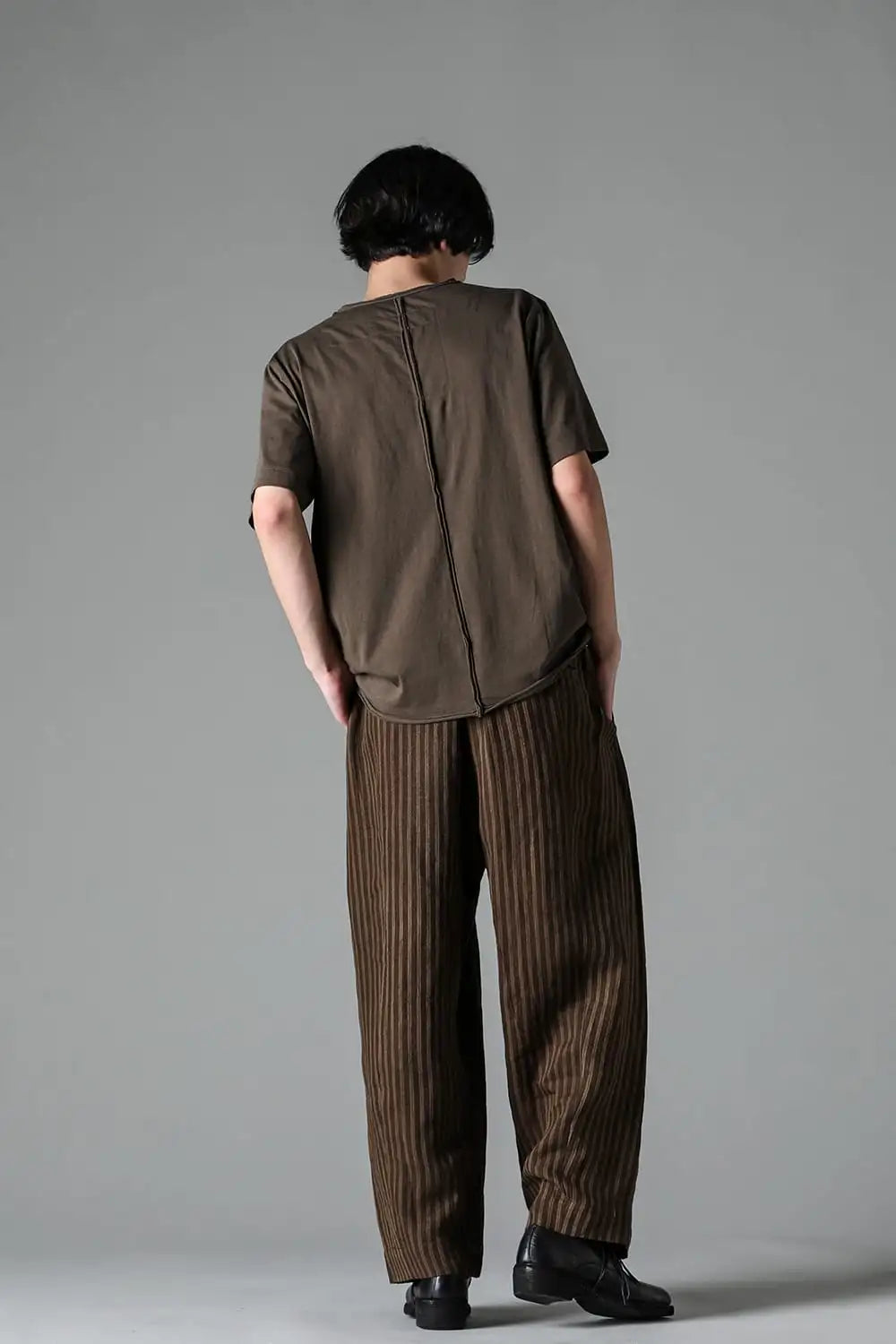 Front Pleats Tapered Long Trousers
