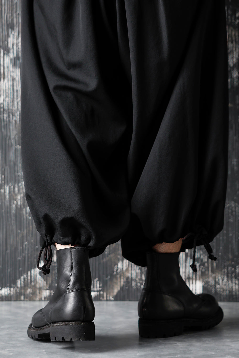 フロント ジップ ブーツ ビブラム ソール ホース クラッタ フルグレイン レザー