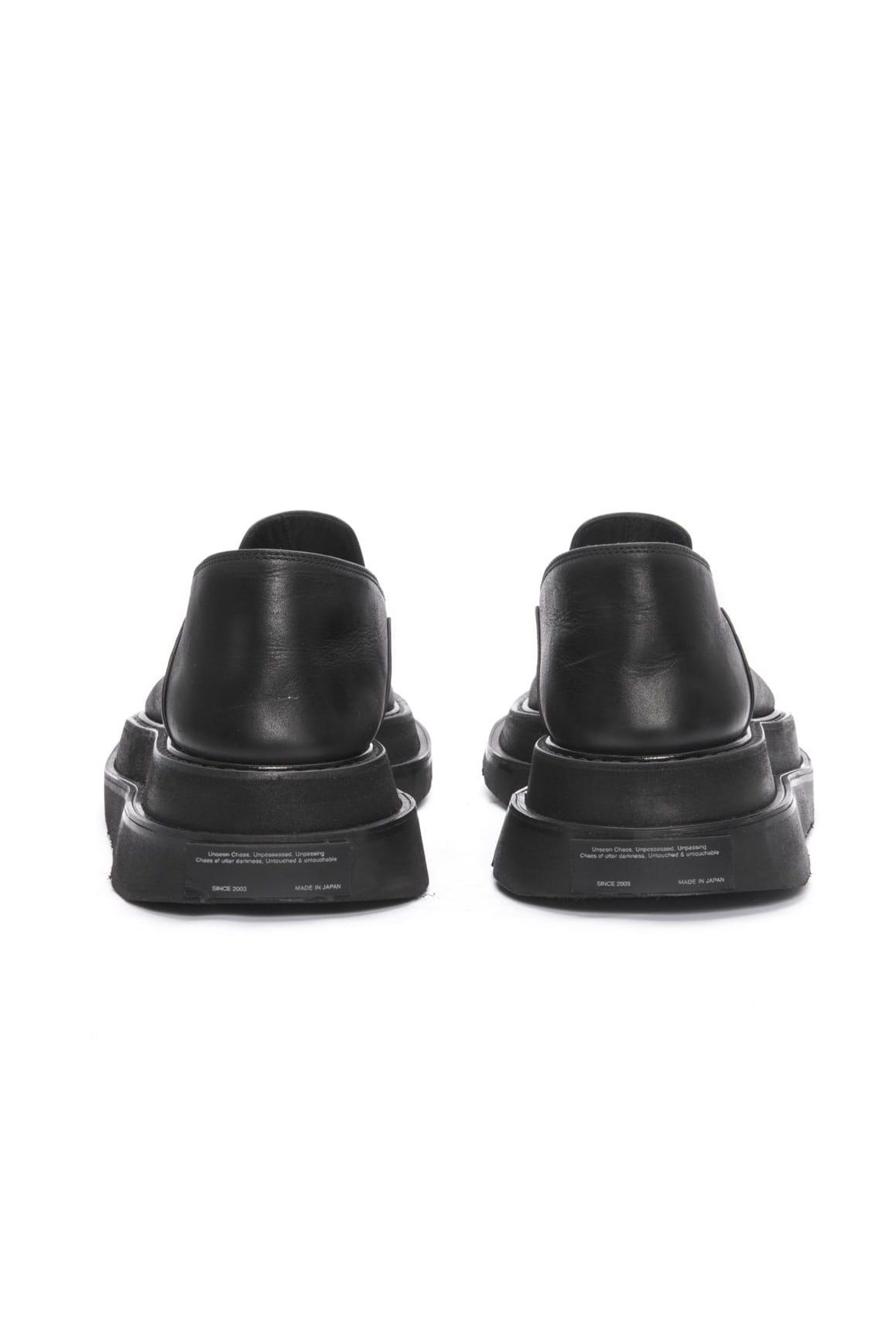 OVERLAYING DECK SHOES