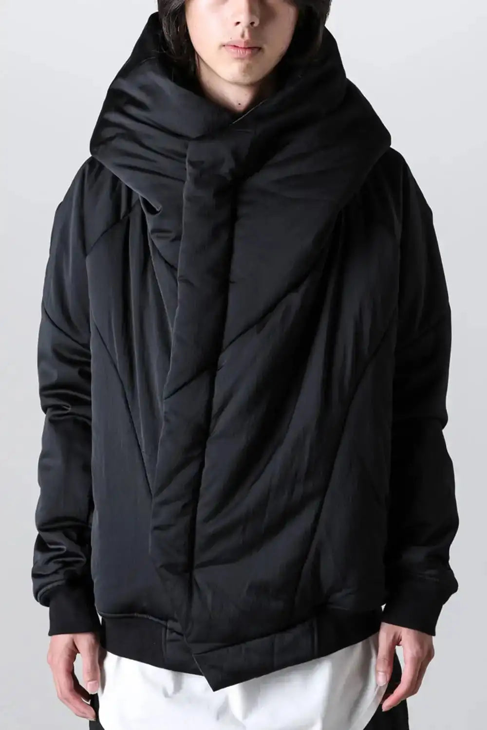 JULIUS-24PS-847BLM1-Black-Size3-70%-20231201-FP