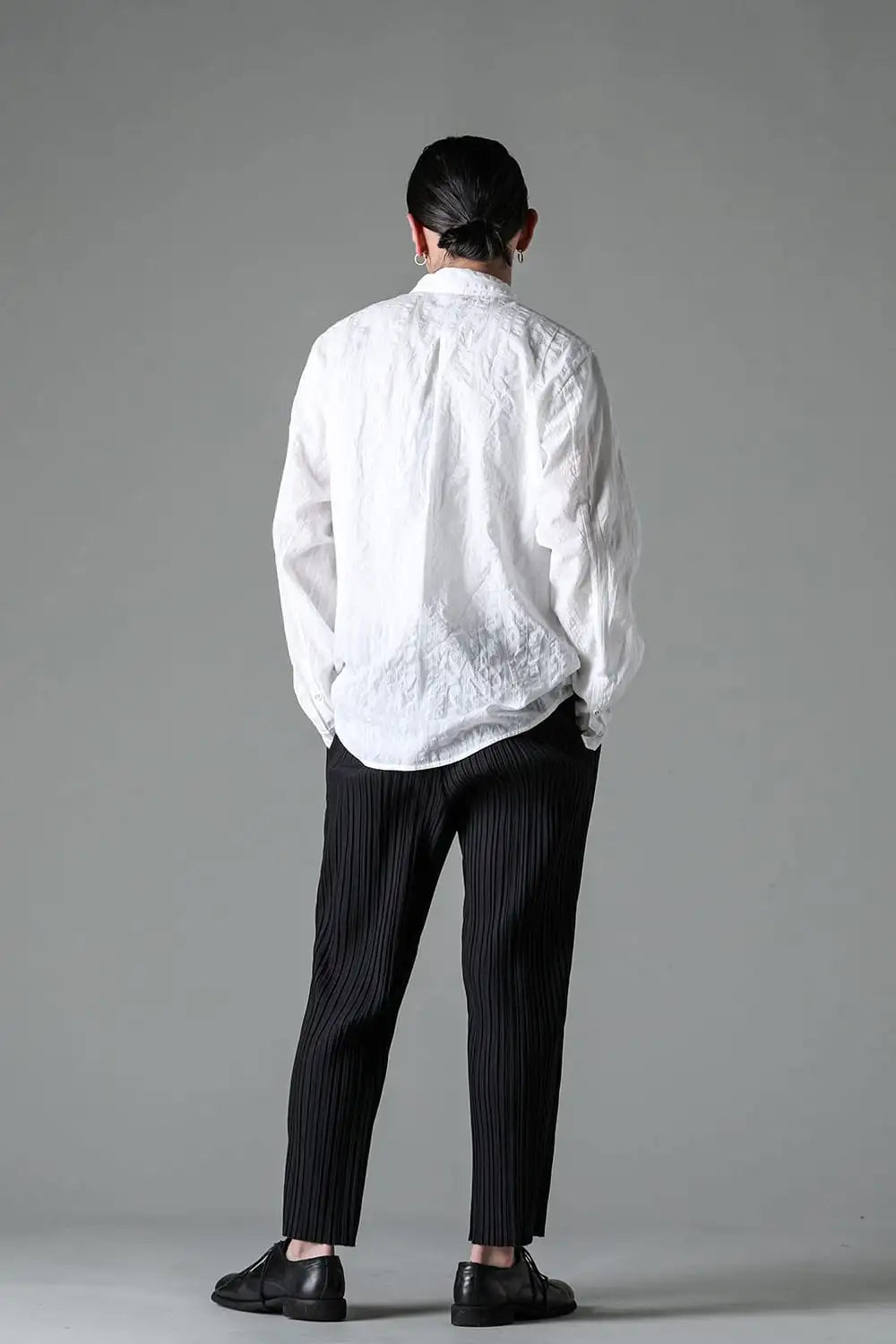 プリーツパンツ