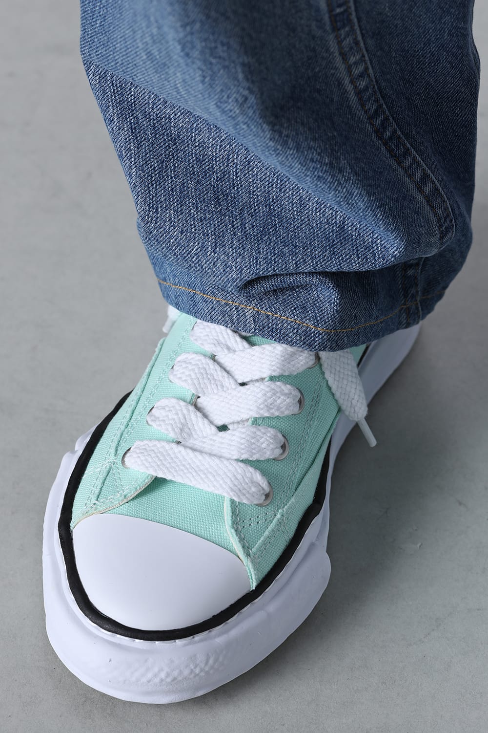 ピーターソン キャンバス ローカット スニーカー Lt.Blue