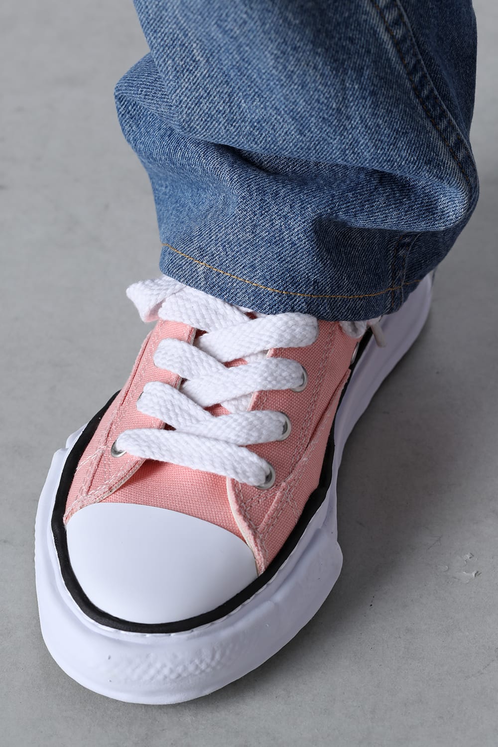 PETERSON Canvas Low Cut Sneaker Pink