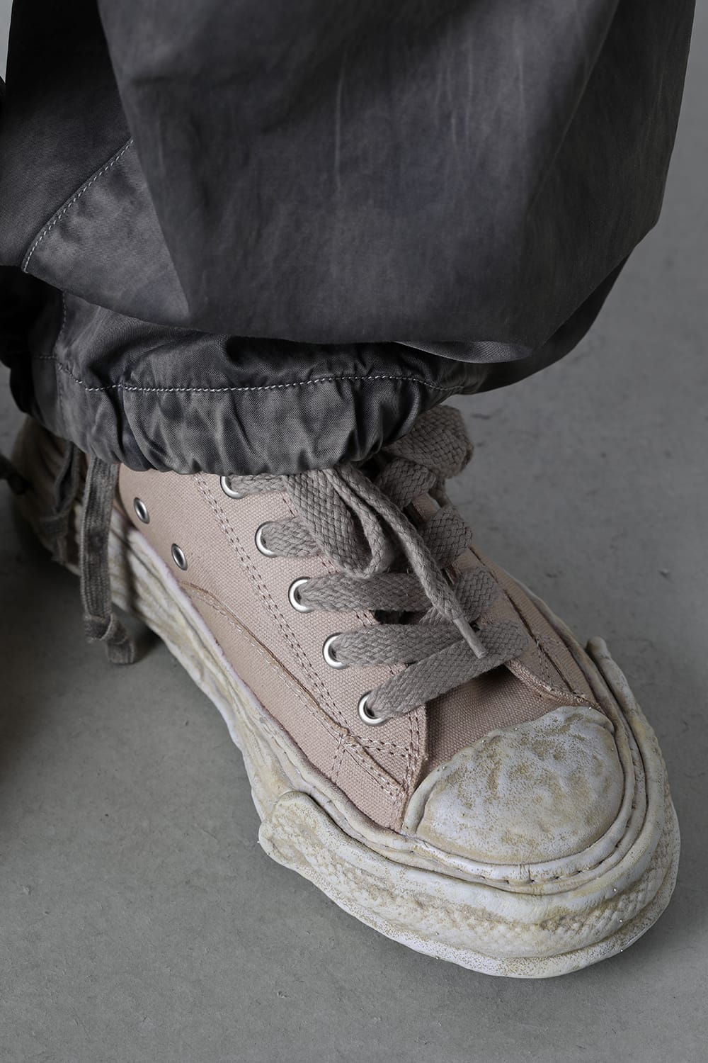 PETERSON 23 canvas garment dye Low-Top sneakers Brown