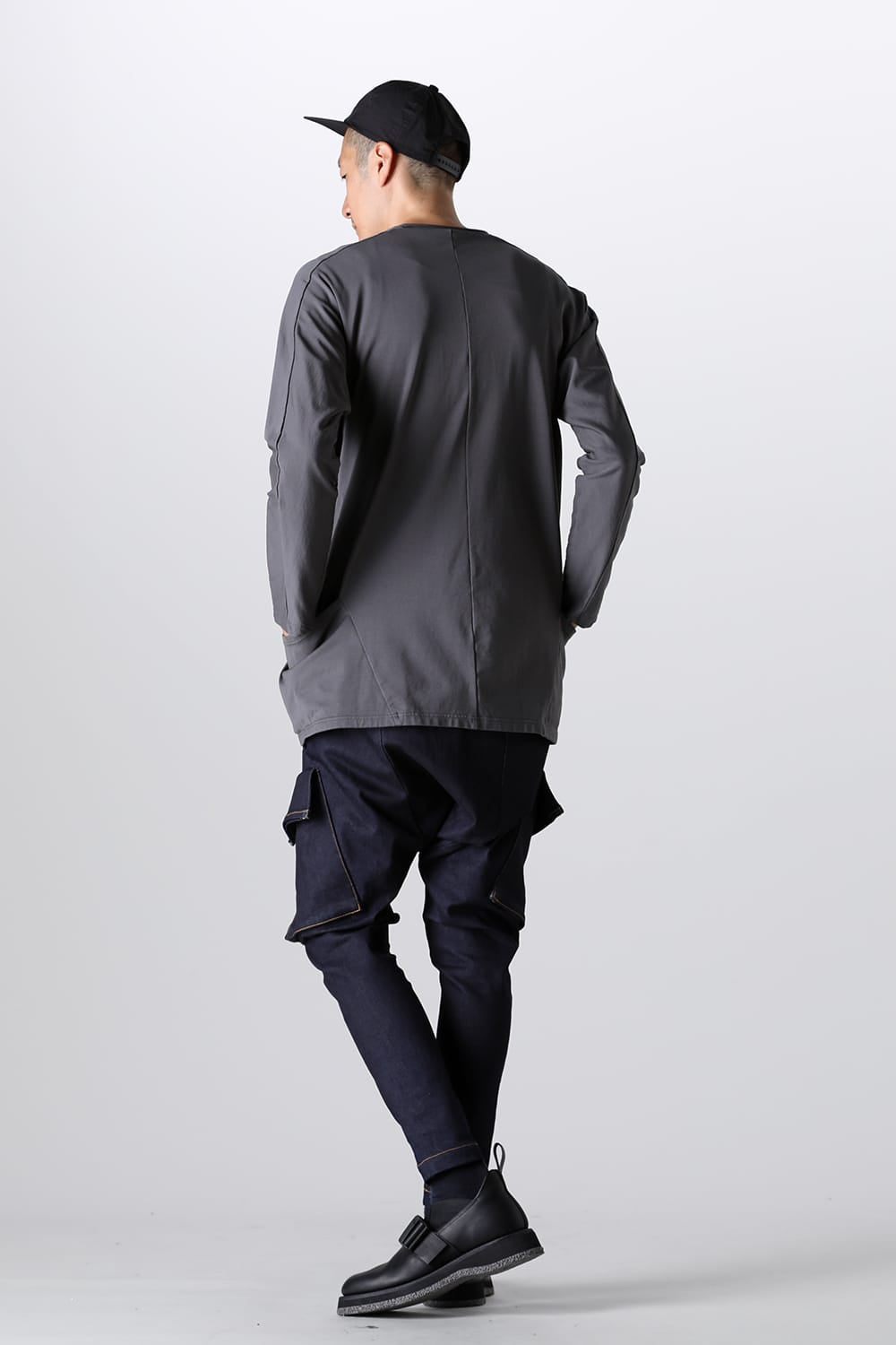 ドルマン L/S チタニウムグレー