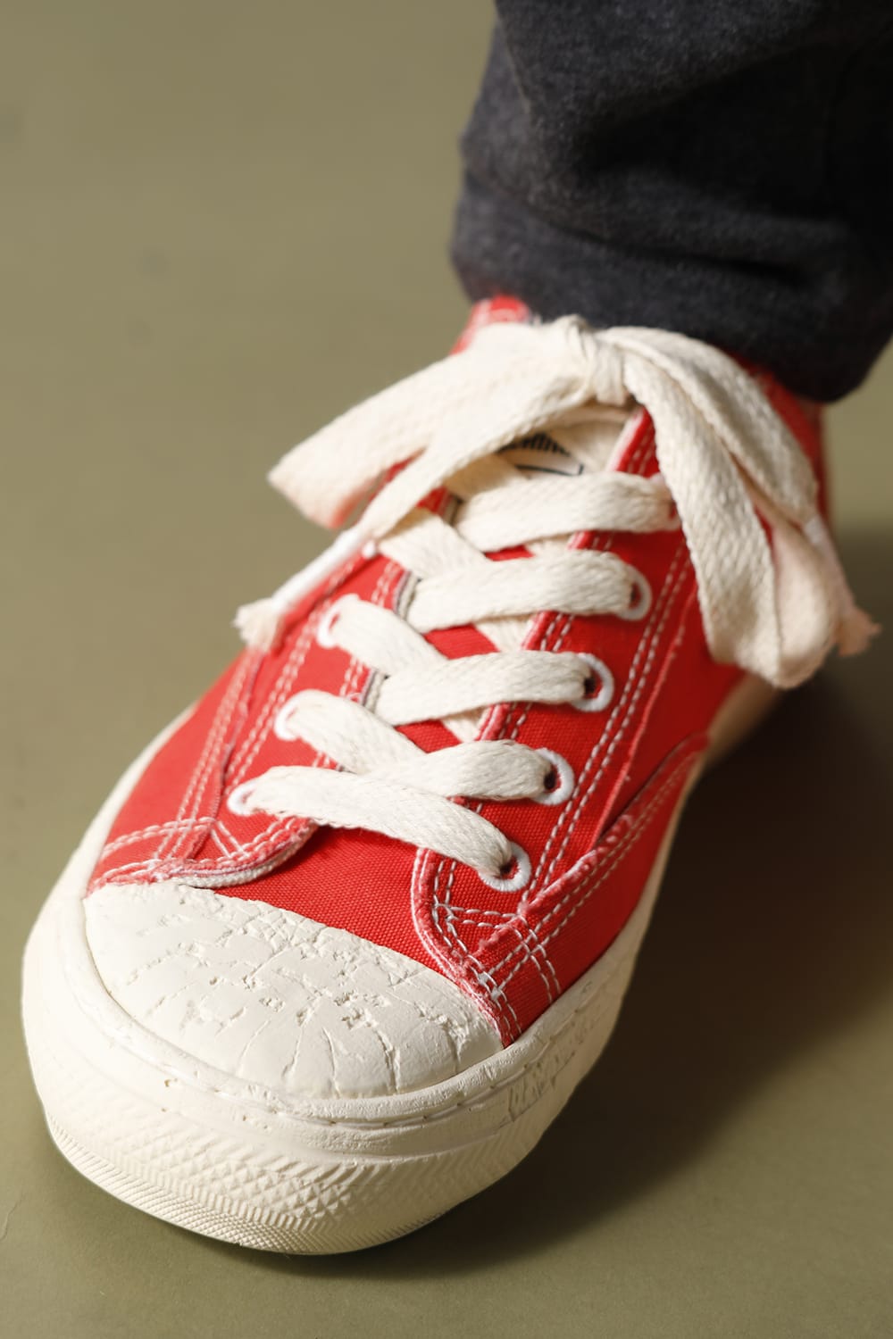 Past Sole Low Cut Sneaker Red