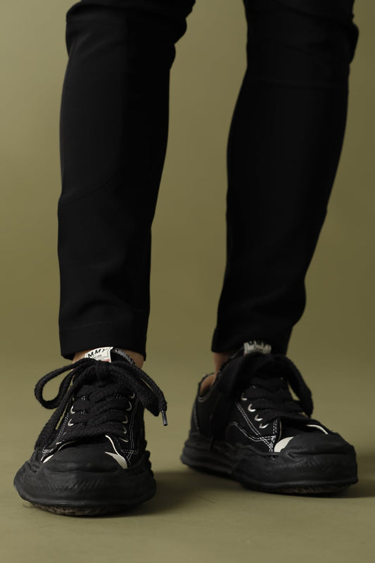 -HANK Low- Original TC sole canvas  Low-cut sneakers Black