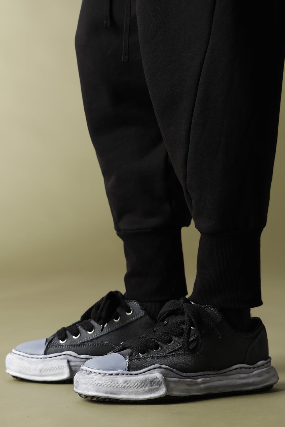 -ピーターソン- オリジナルソール オーバーダイ ローカット スニーカー Black