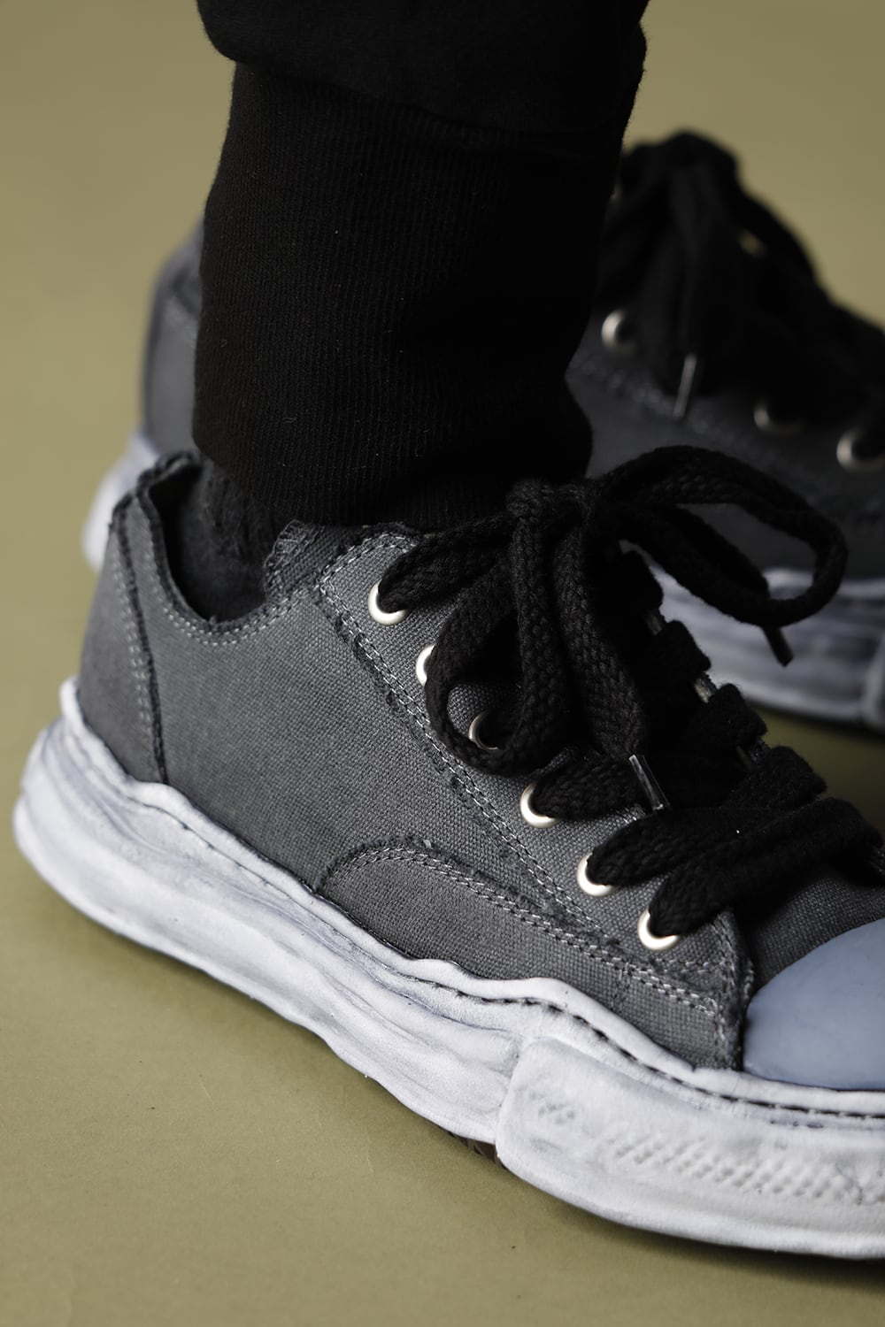 -ピーターソン- オリジナルソール オーバーダイ ローカット スニーカー Black