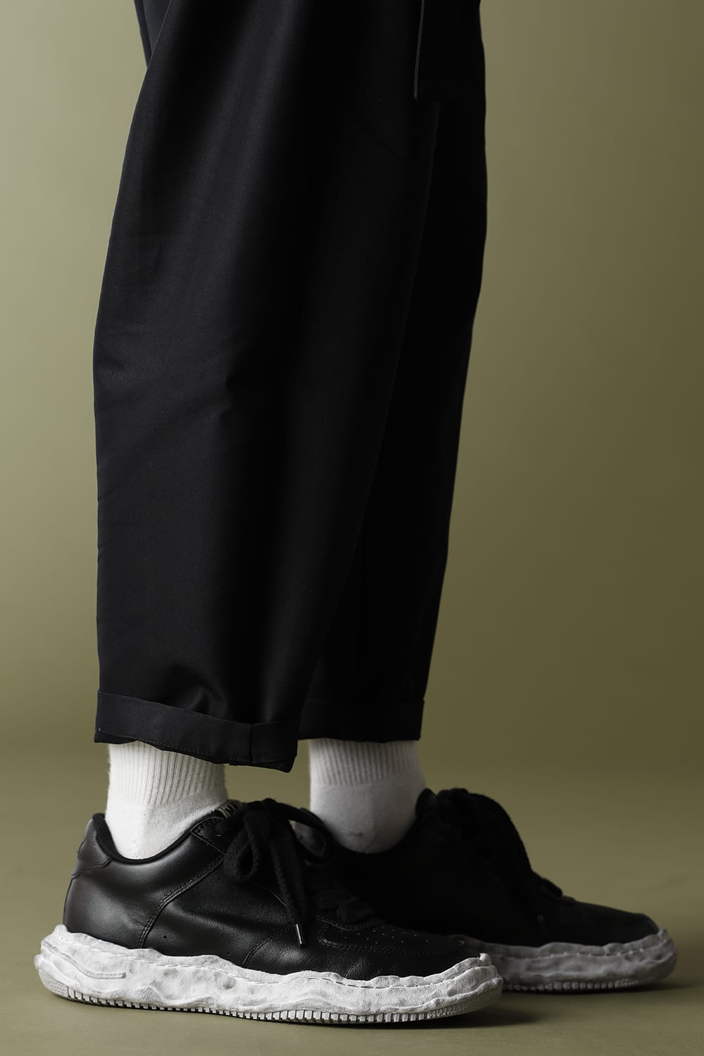 -ウェイン ロー- オリジナルソール 汚し加工 レザー ロートップ スニーカー Black