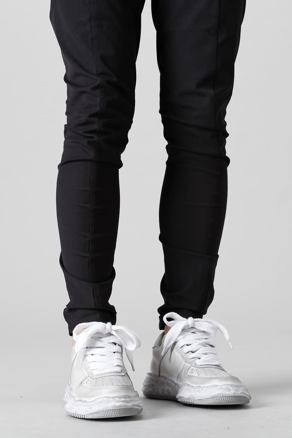 -ウェイン ロー- オリジナルソール 汚し加工 レザー ロートップ スニーカー White