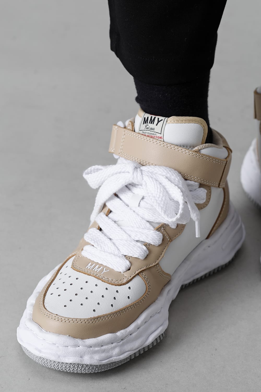 -ウェイン ハイ- オリジナルソール レザー ハイトップ スニーカー Beige / White