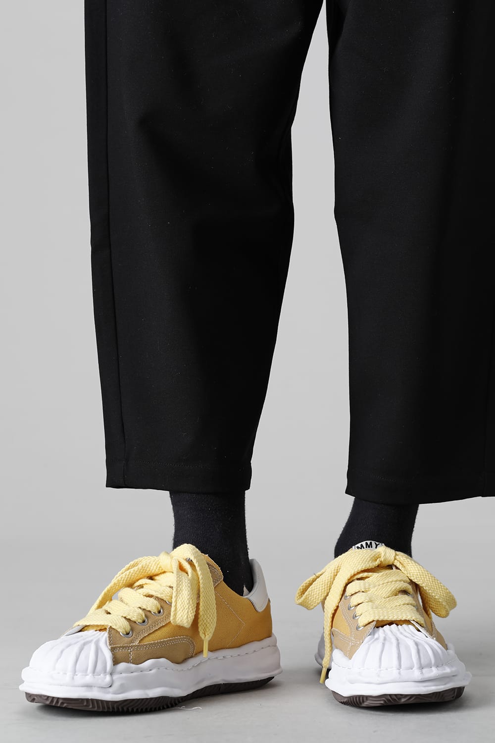 -BLAKEY Low- Original sole canvas Low-Top sneakers Yellow
