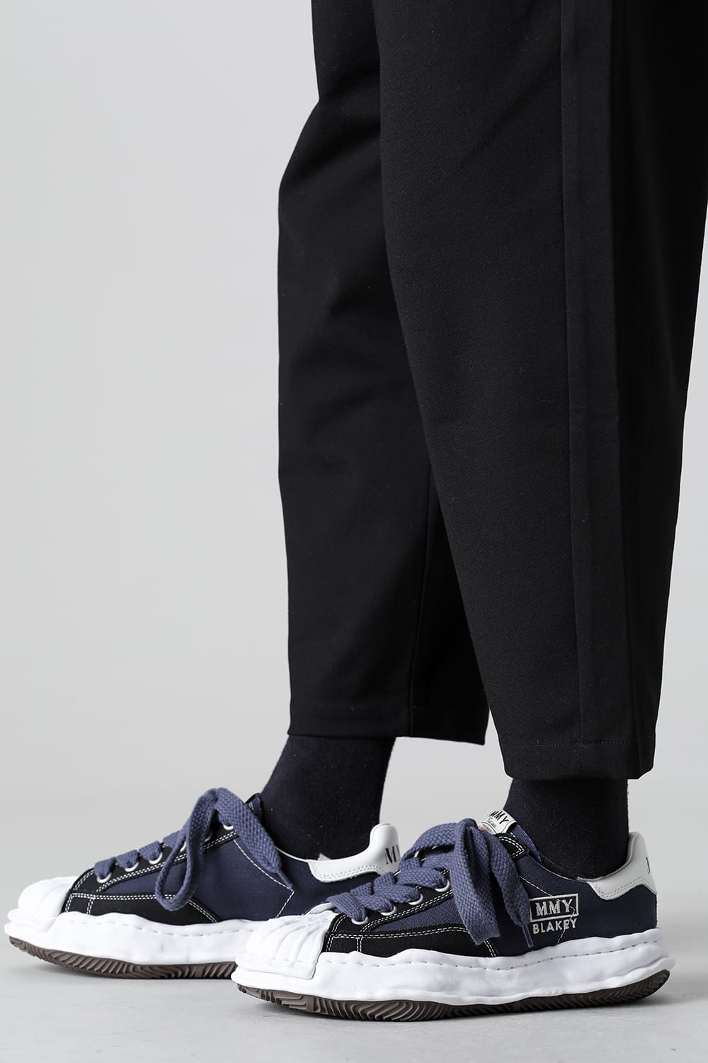 -BLAKEY Low- Original sole canvas Low-Top sneakers Black