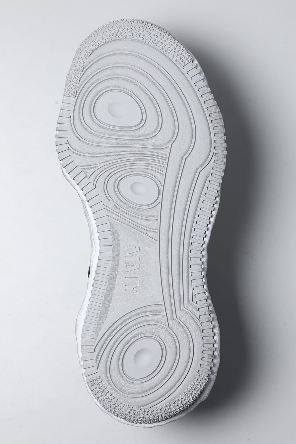 -ウェイン ロー- ブラッシュド パテント レザー スニーカー Red