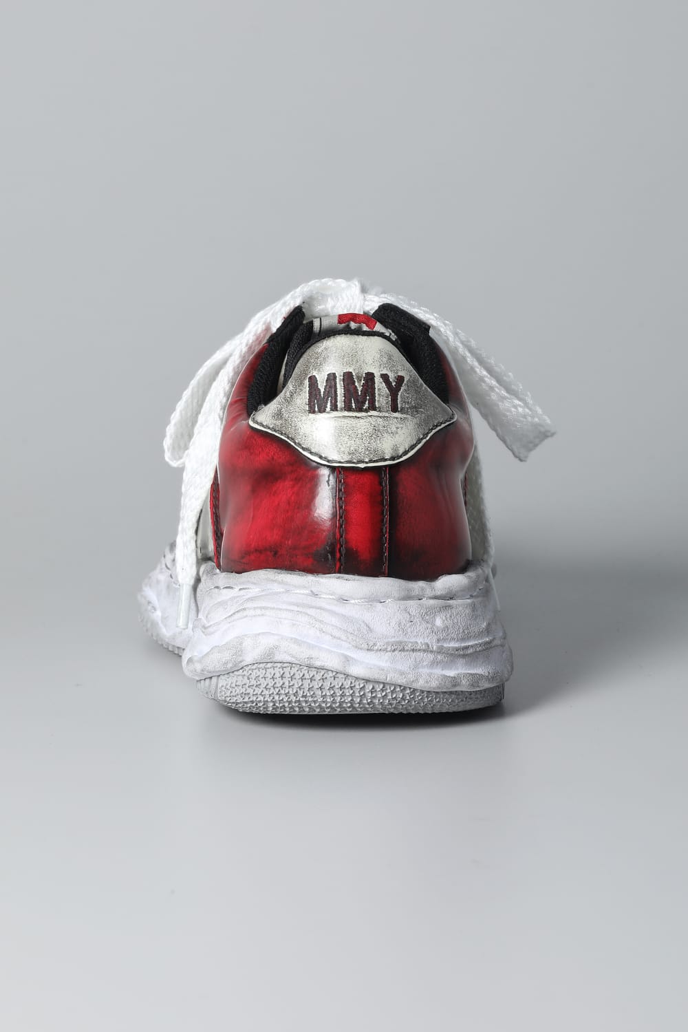 -ウェイン ロー- ブラッシュド パテント レザー スニーカー Red