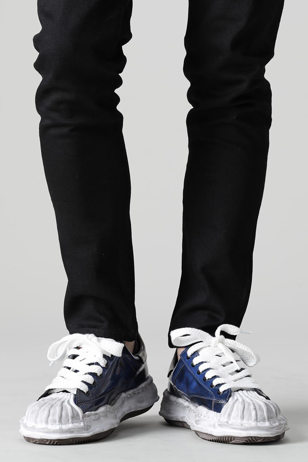 -BLAKEY Low- Brushed patent leather Low-top sneakers  Blue