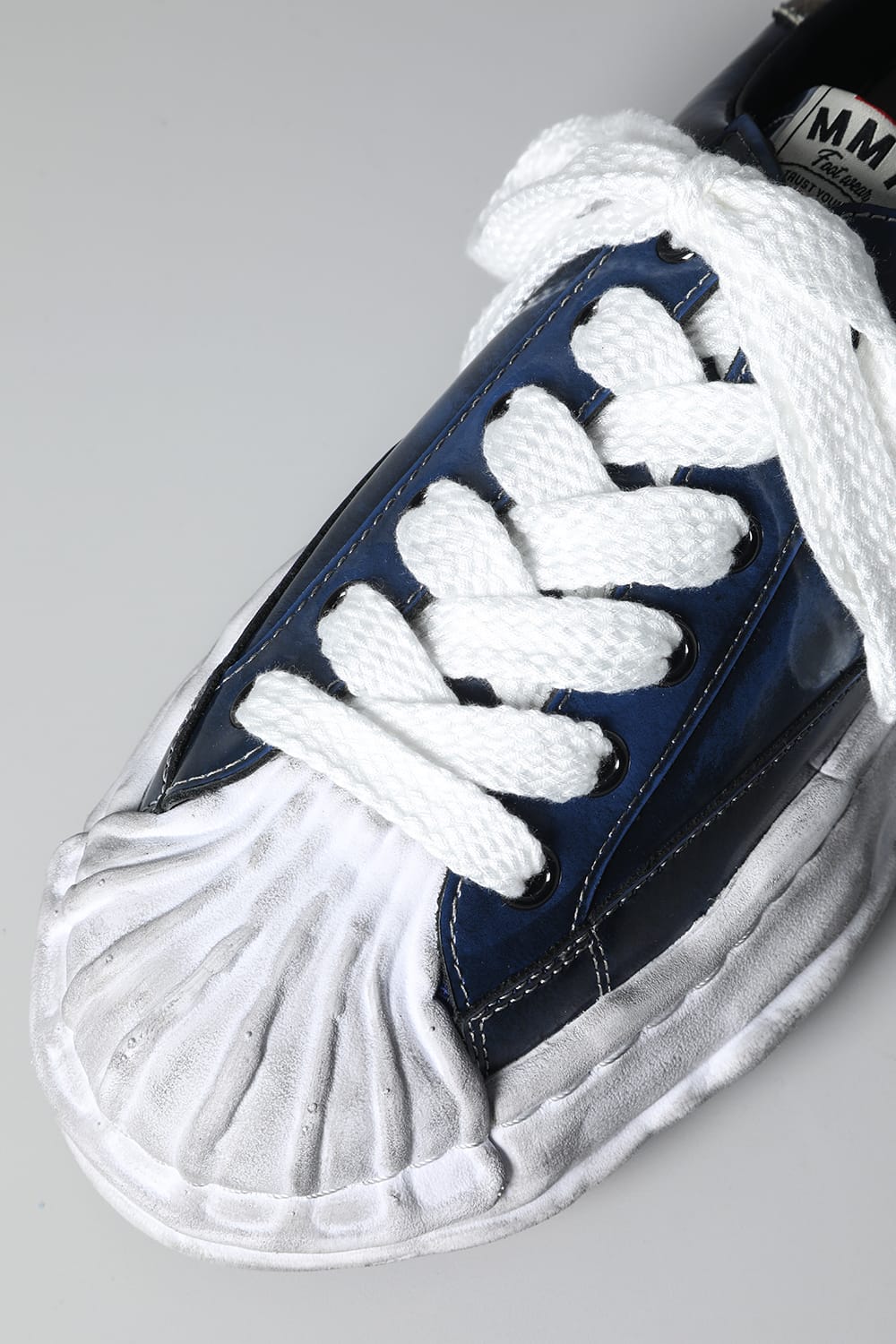 -BLAKEY Low- Brushed patent leather Low-top sneakers  Blue