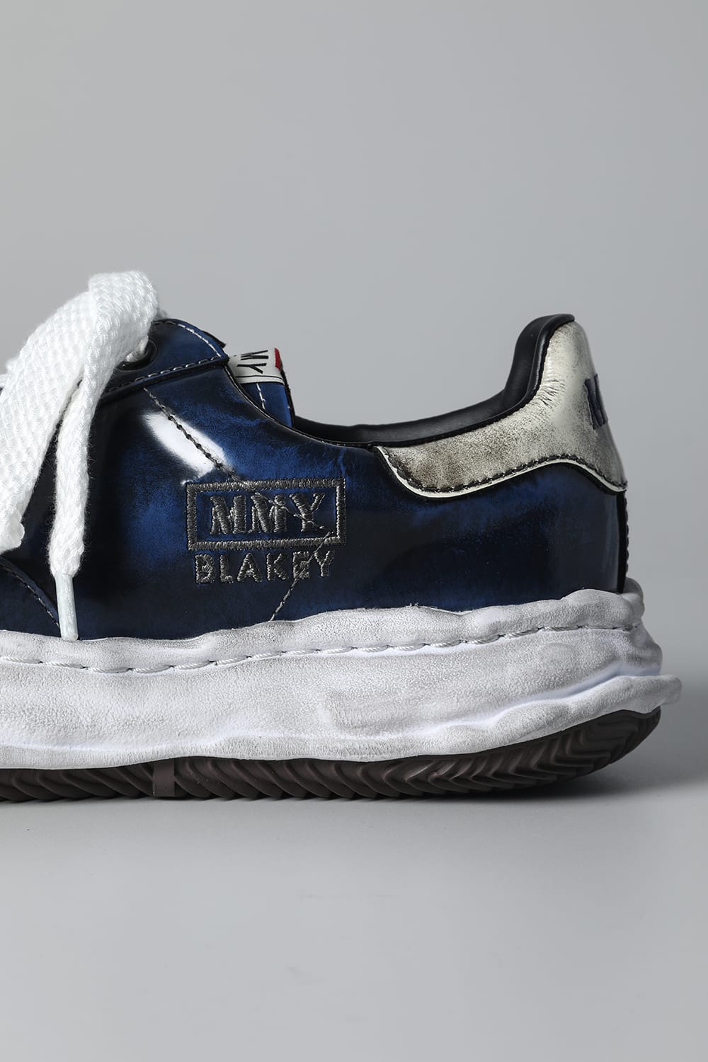 -BLAKEY Low- Brushed patent leather Low-top sneakers  Blue