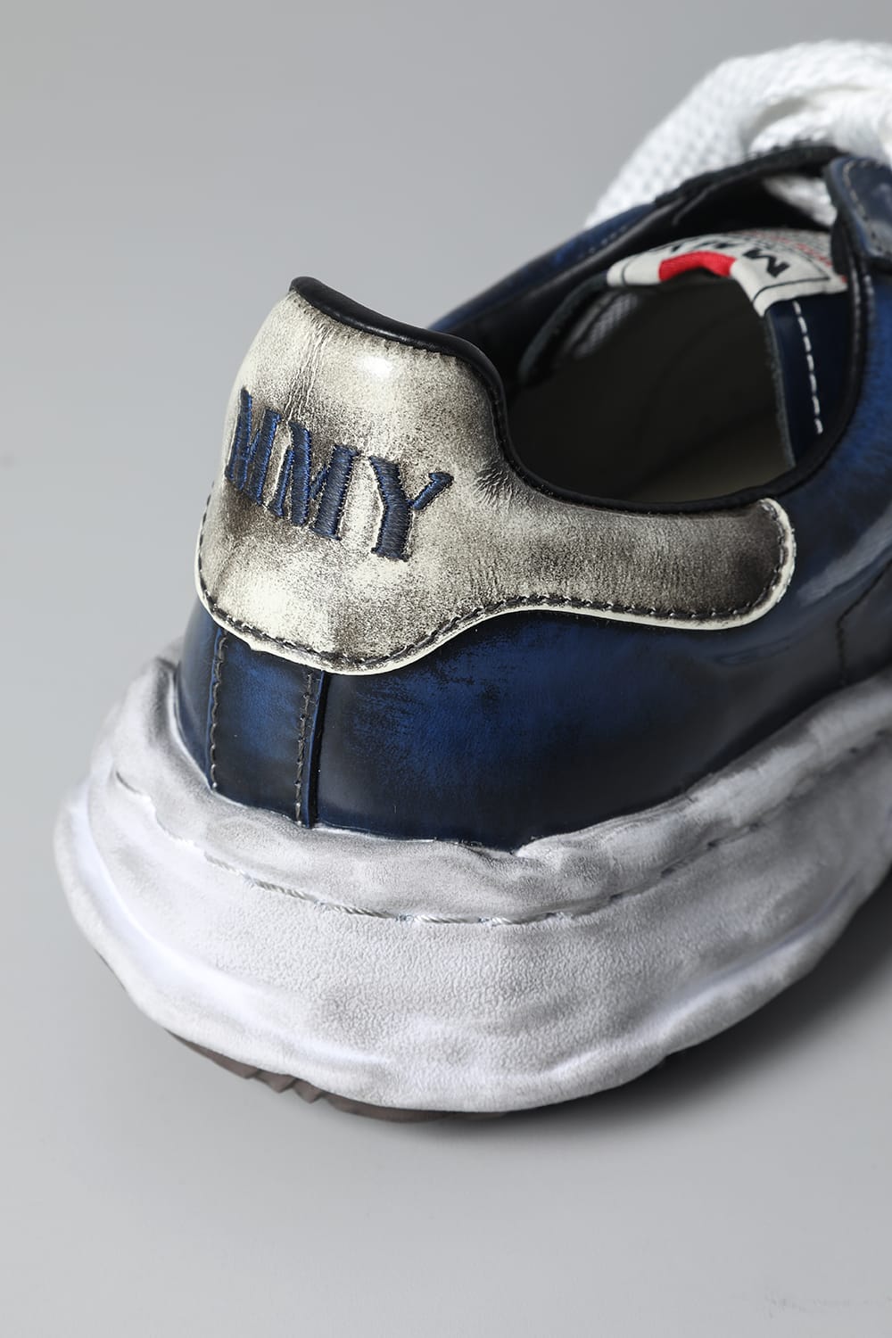 -BLAKEY Low- Brushed patent leather Low-top sneakers  Blue