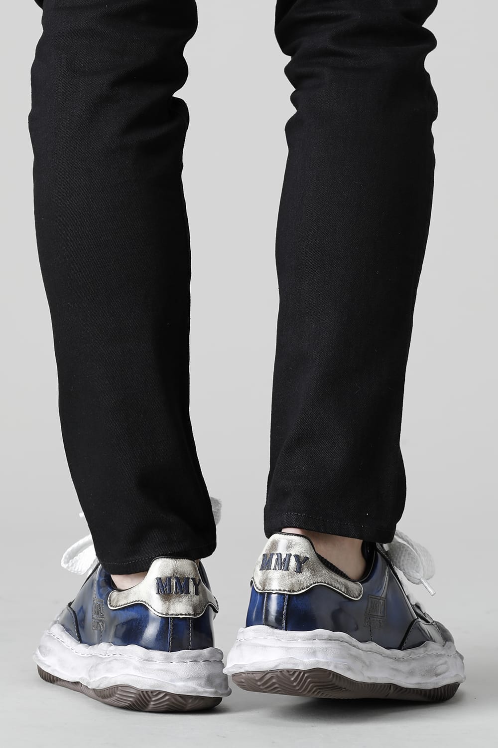 -BLAKEY Low- Brushed patent leather Low-top sneakers  Blue