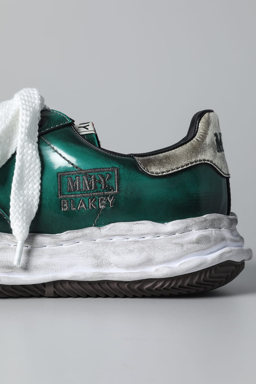 -BLAKEY Low- Brushed patent leather Low-top sneakers  Green