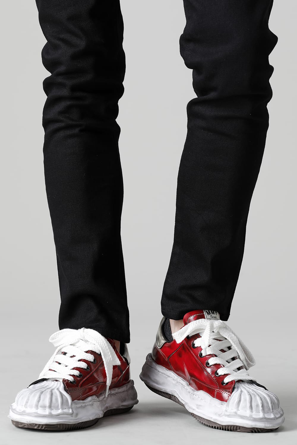 -BLAKEY Low- Brushed patent leather Low-top sneakers  Red