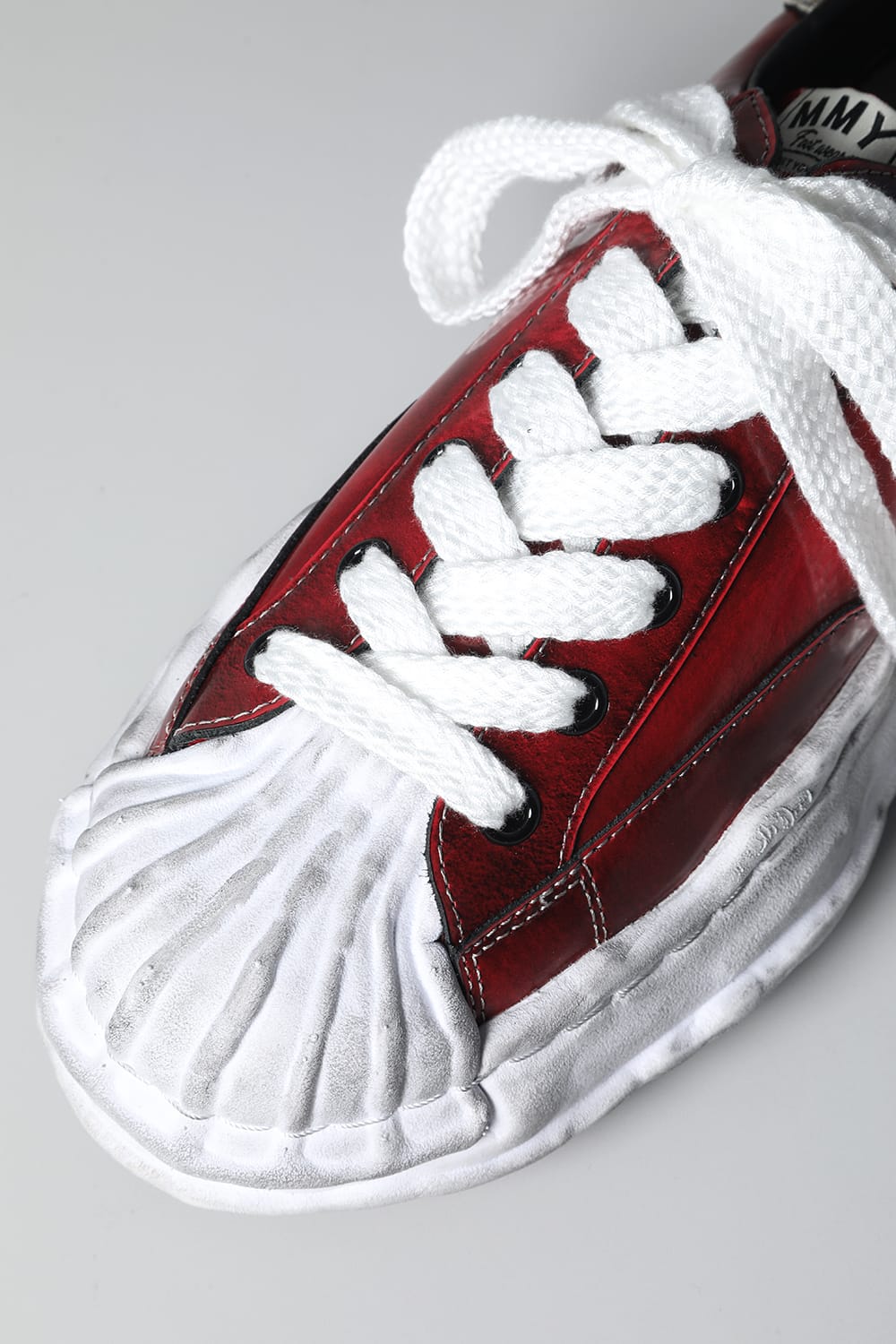 -BLAKEY Low- Brushed patent leather Low-top sneakers  Red
