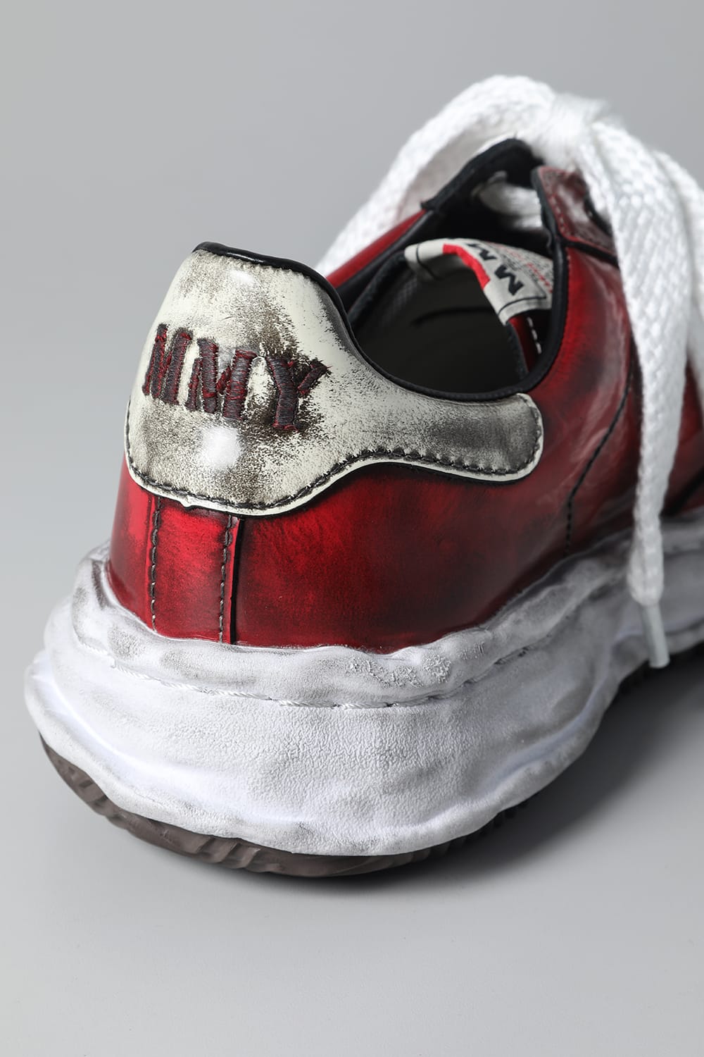 -BLAKEY Low- Brushed patent leather Low-top sneakers  Red