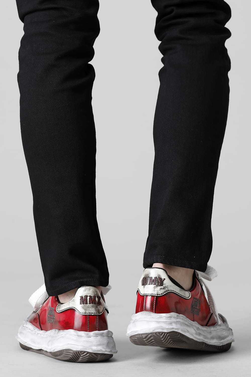 -BLAKEY Low- Brushed patent leather Low-top sneakers  Red