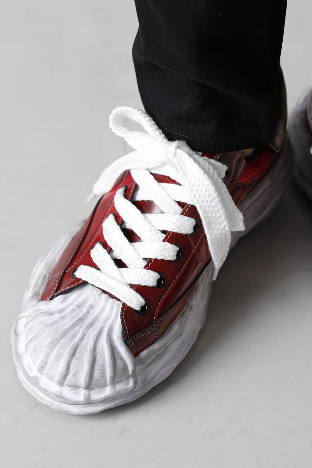 -BLAKEY Low- Brushed patent leather Low-top sneakers  Red
