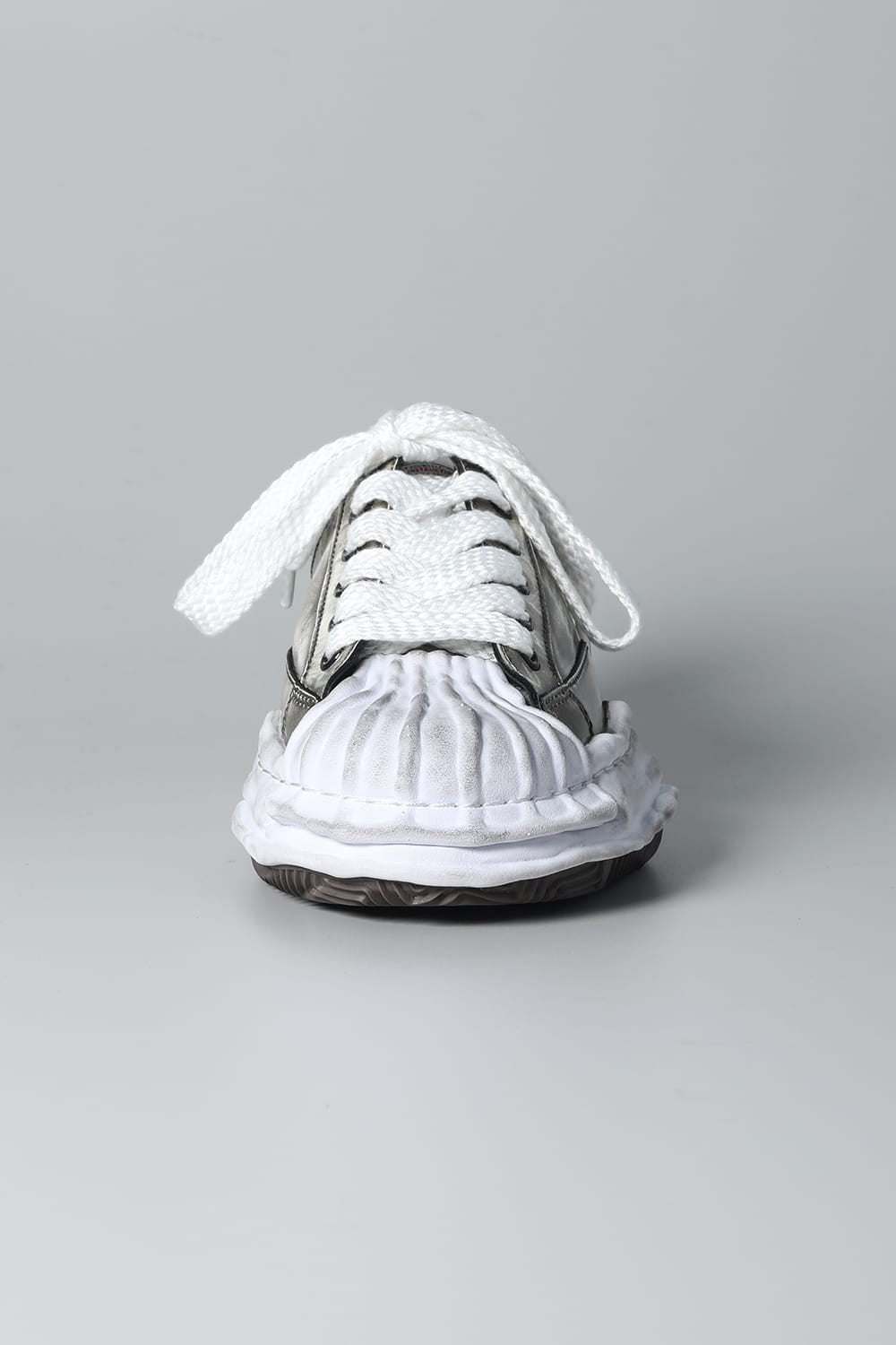 -BLAKEY Low- Brushed patent leather Low-top sneakers  White