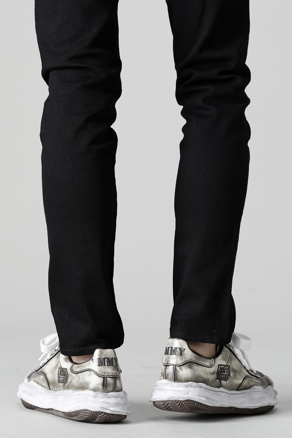 -BLAKEY Low- Brushed patent leather Low-top sneakers  White