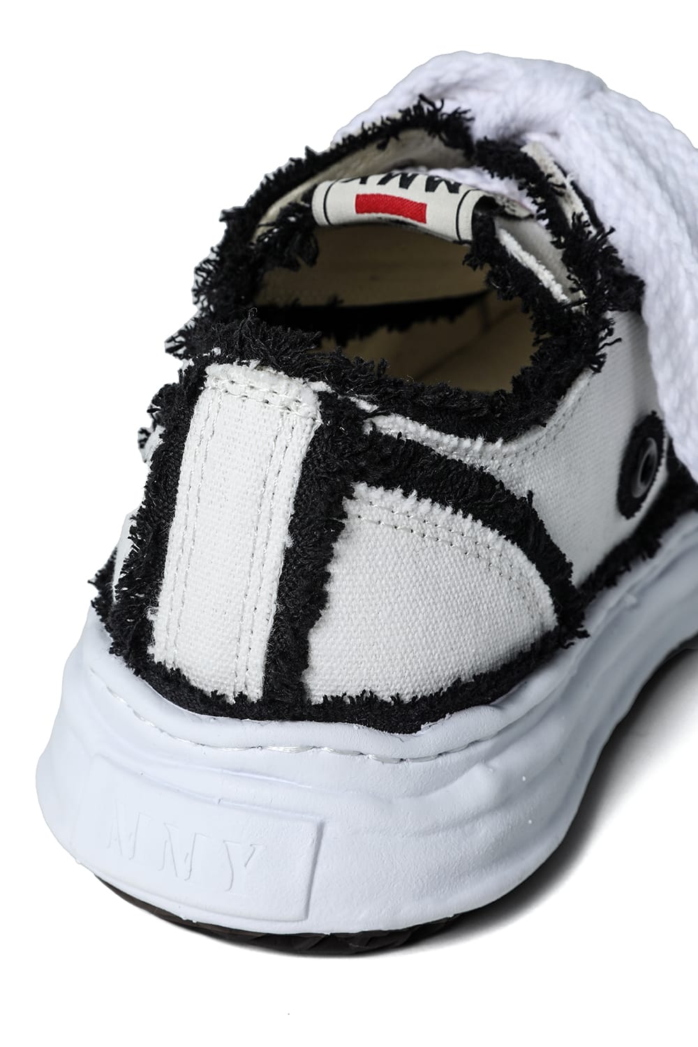 -ピーターソン ロー オーバーハンギング キャンパス ロートップ スニーカー White