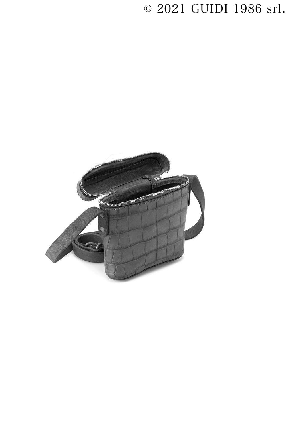 C3 - クロスボディバッグ