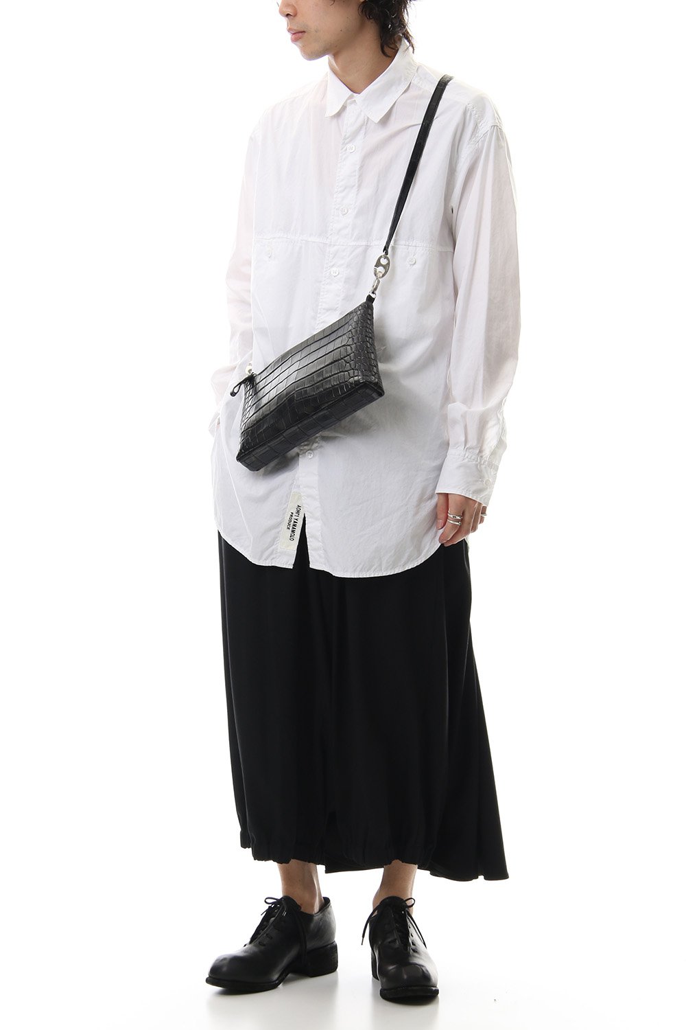 1 Tone Punch Shoulder - Crocodile Leather Black