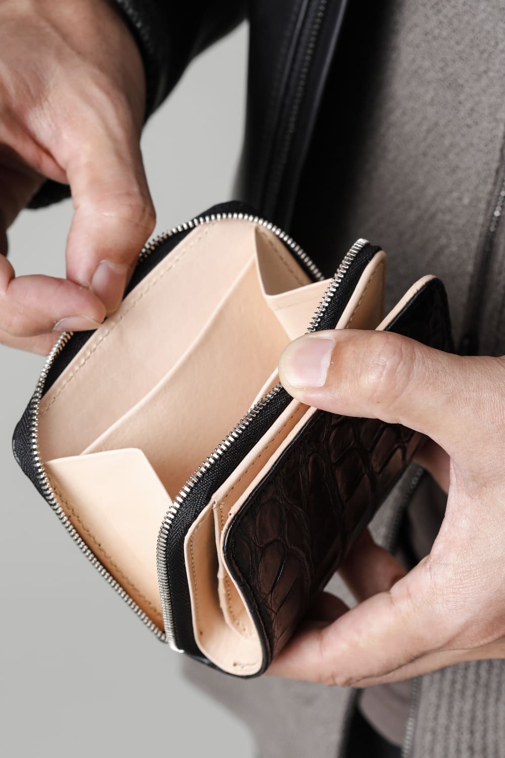 Tower half Wallet - Crocodile Black