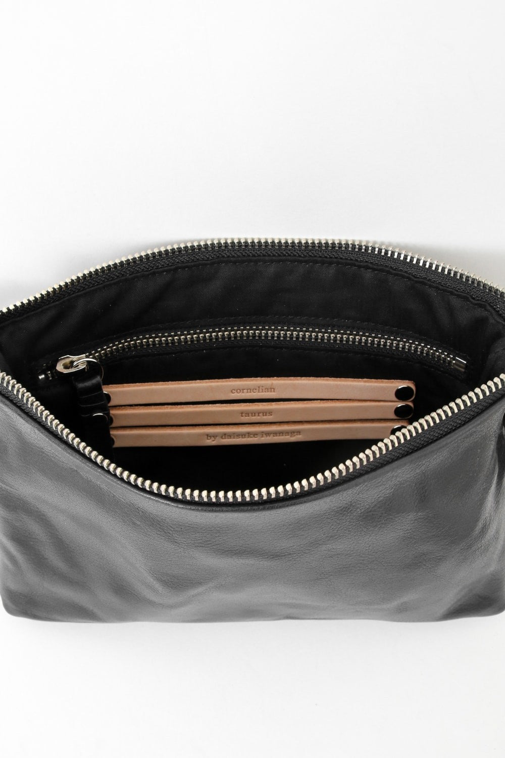 1 Tone Punch Shoulder Black