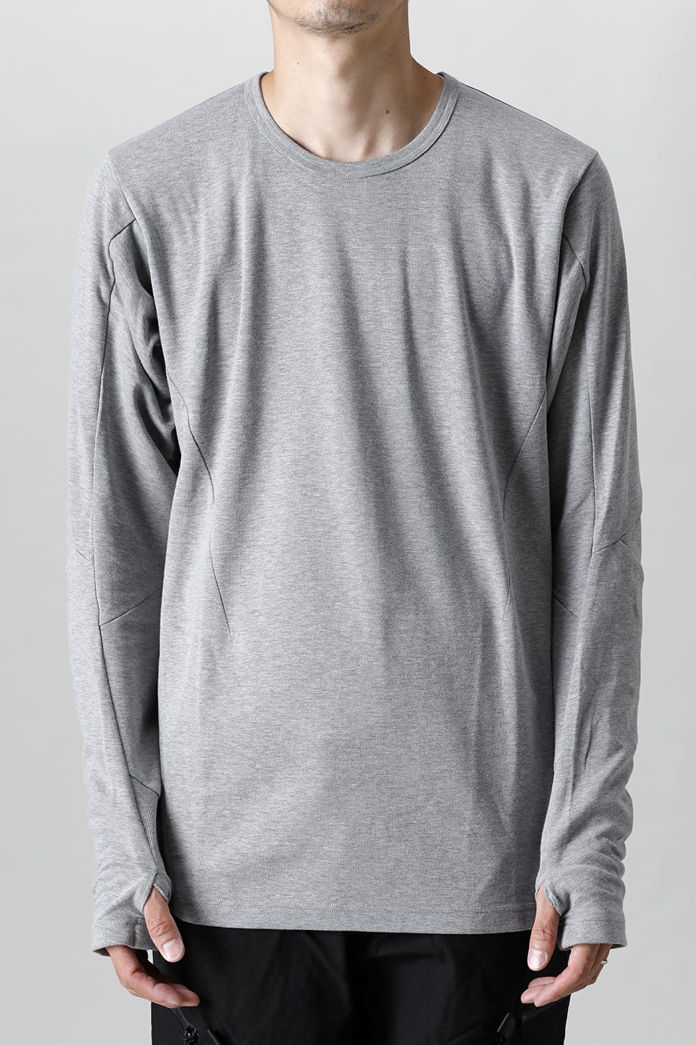 10th アニバーサリー アーティキュレイテッド クルーネックLS T.Gray