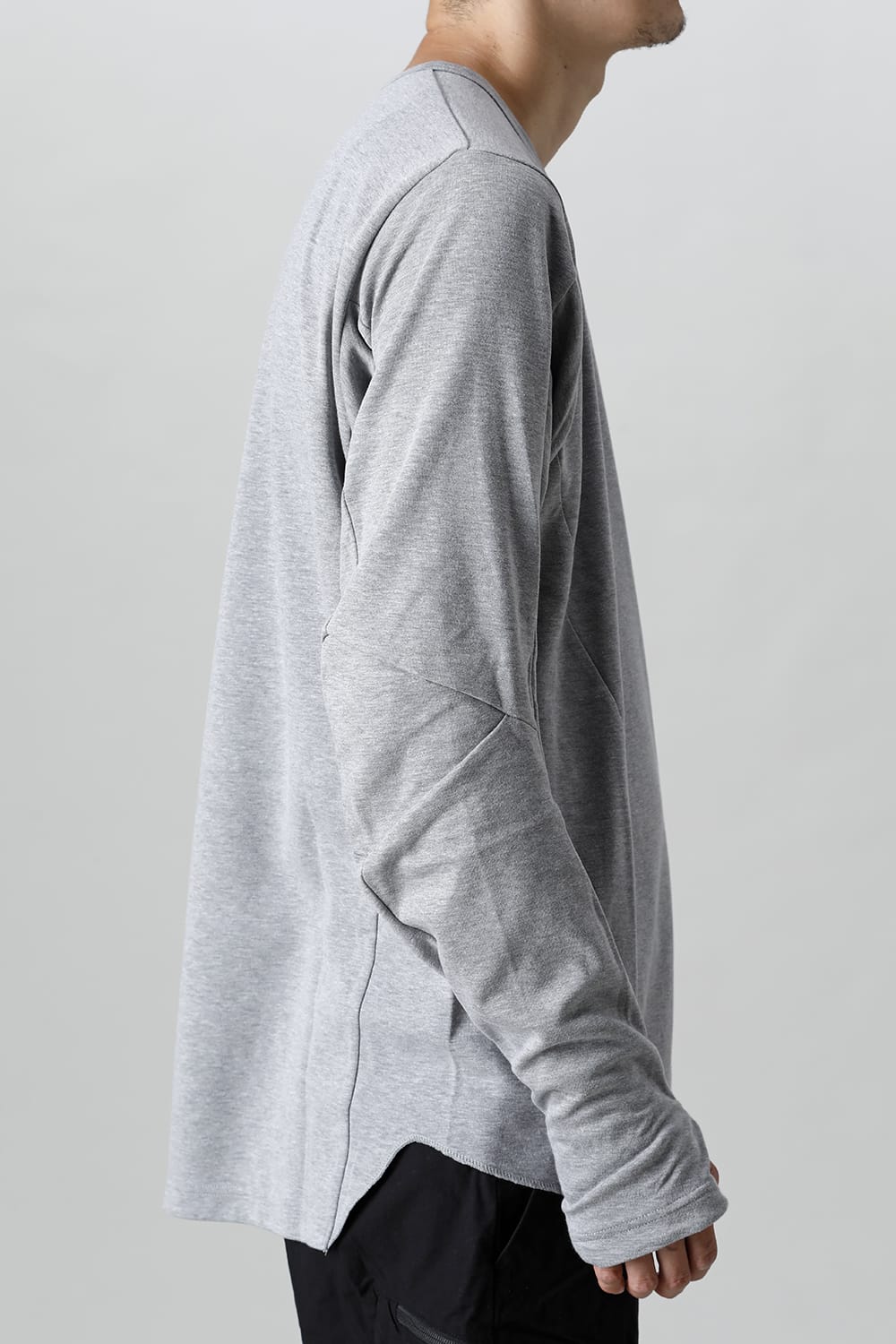 10th アニバーサリー アーティキュレイテッド クルーネックLS T.Gray