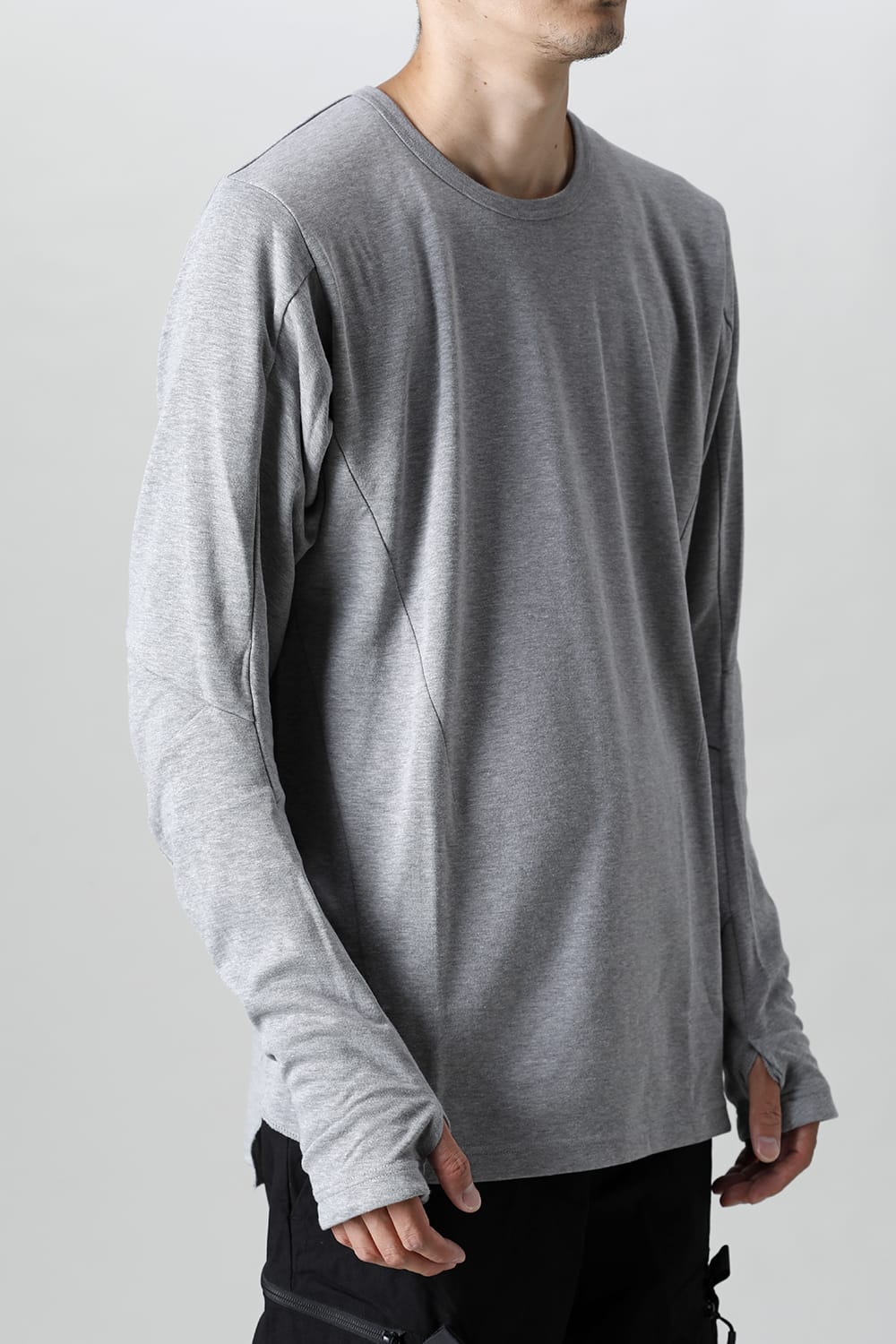 10th アニバーサリー アーティキュレイテッド クルーネックLS T.Gray