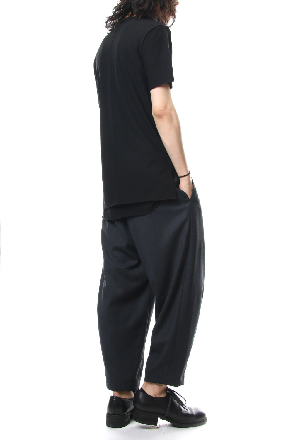 Layered Cutsew V-neck - Black