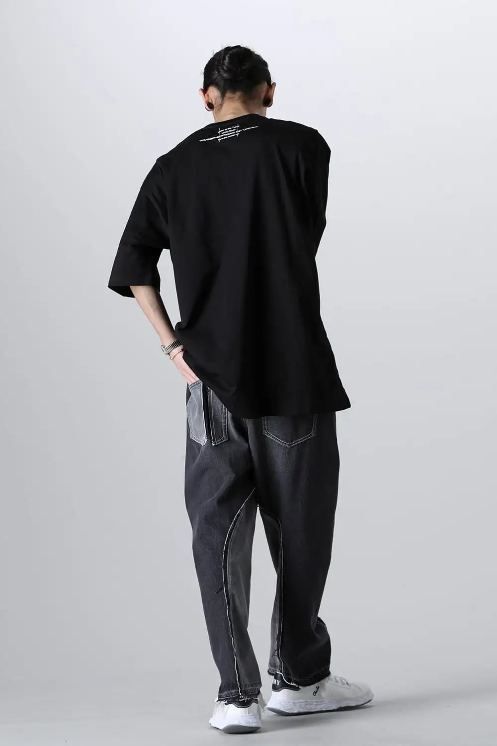 lonely souls. (oversized s/s pocket tee) Black