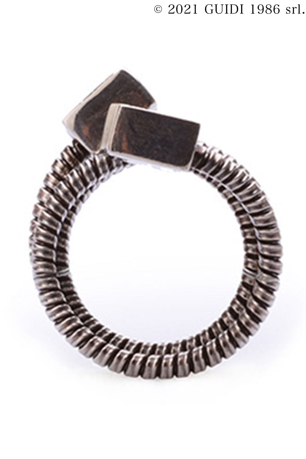 G-AN07 - Square Leather Motif Spiral Ring