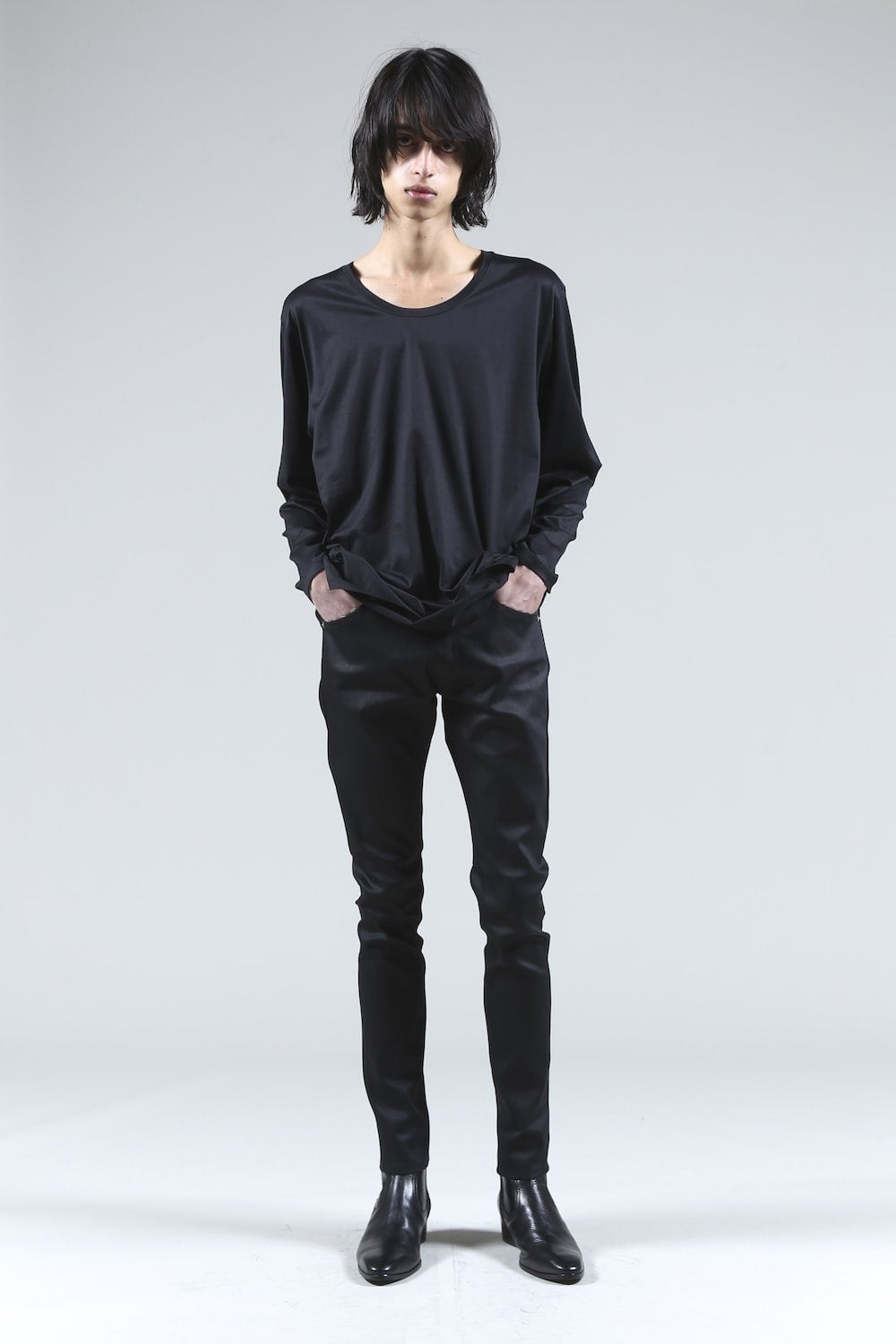 Long sleeve Round t-shirt (Black)
