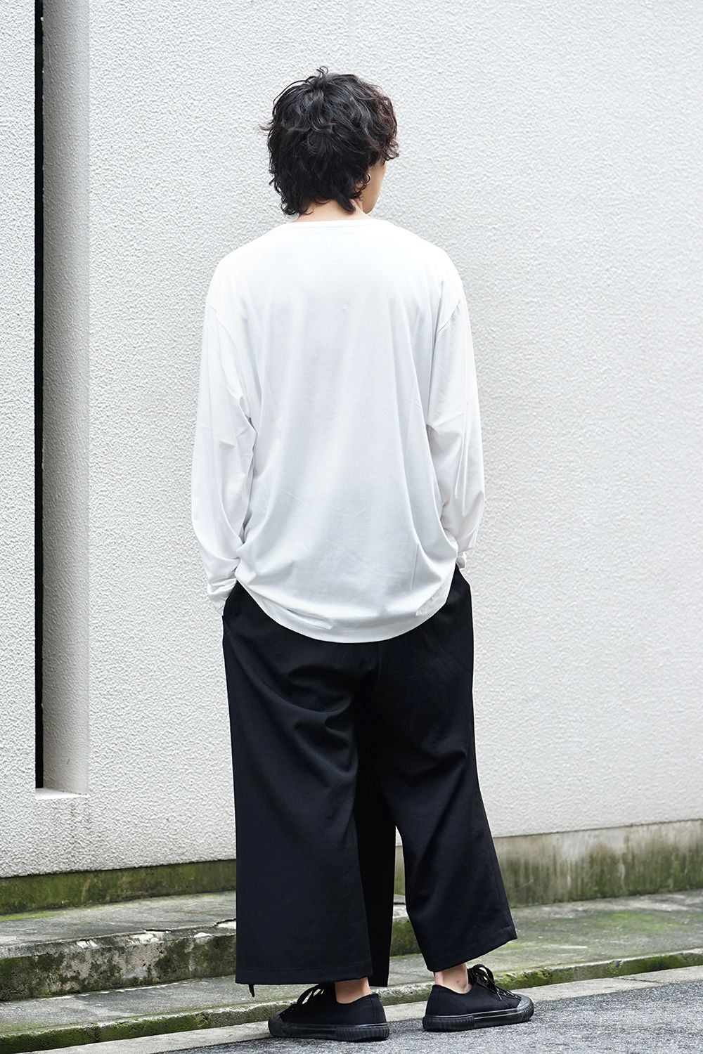 Long Sleeve Round Neck T-shirt