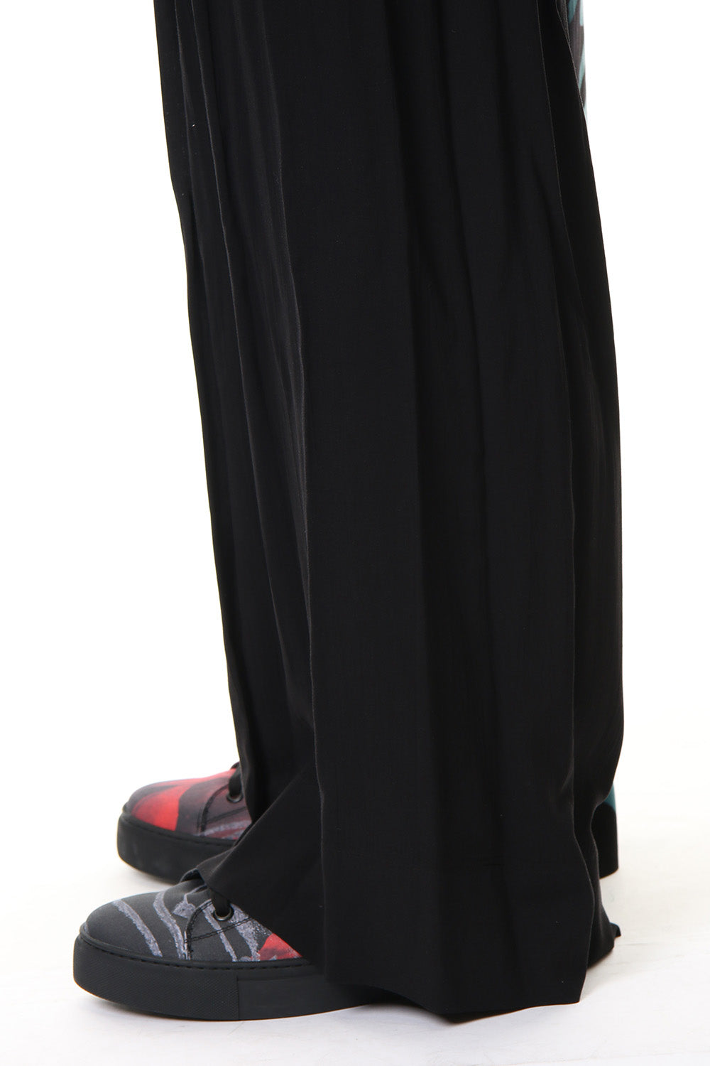 そこを通して下さい Print Pants